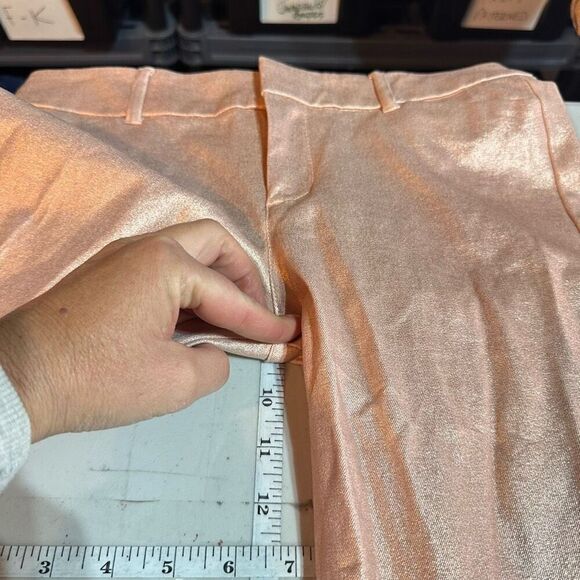 Old Navy Mid-Rise Coated Pixie Ankle Pants for Women Metallic Rose Gold Size 4 - Picture 12 of 13